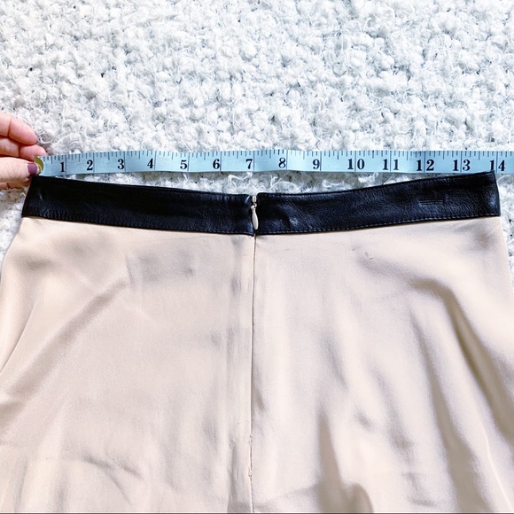 Jennifer Hope Nude Silk & Leather Mini Skirt NWOT - Picture 3 of 6